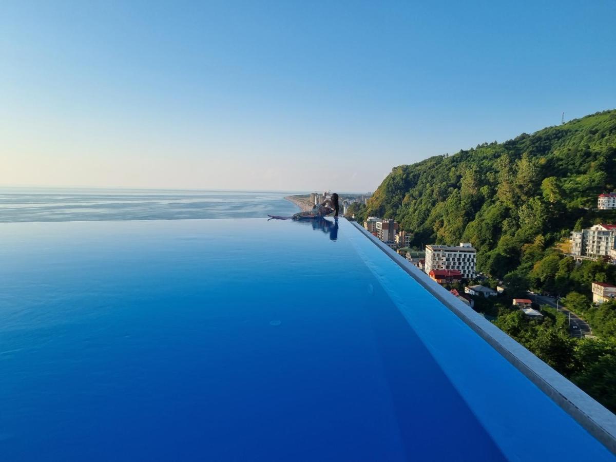 Calypso Kvariati Hotel Esterno foto