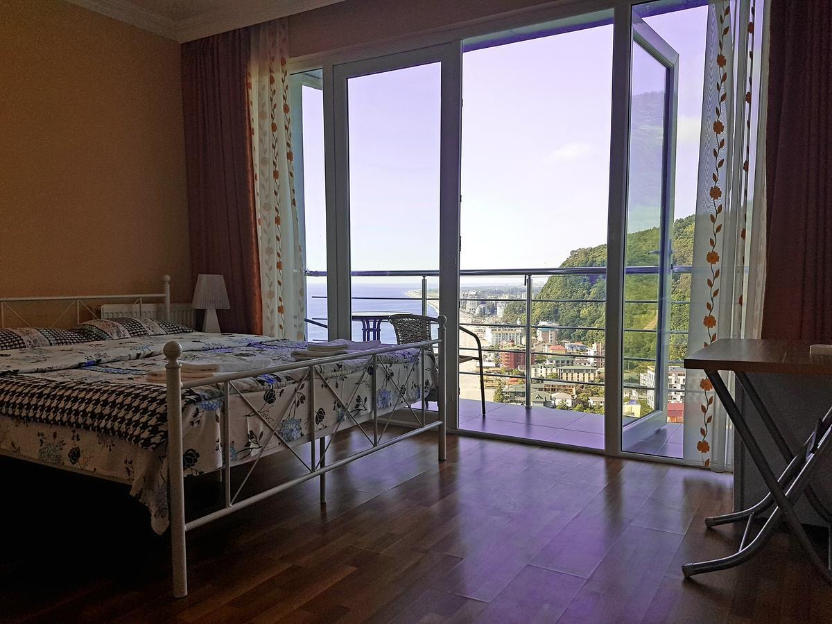 Calypso Kvariati Hotel Esterno foto